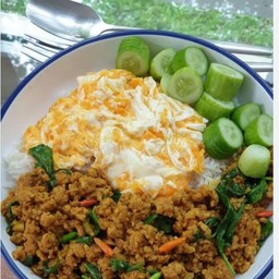 ข้าวเครื่องแกงหมูสับ