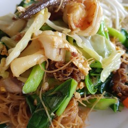 ผัดซีอิ้วรวมมิตร