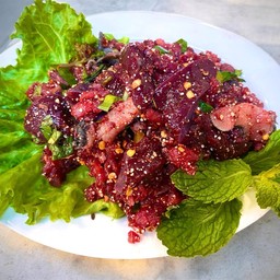 ก้อยเนื้อดิบมะนาว