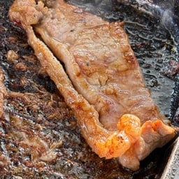 โกวกี้ ข้าวมันไก่ ฮาล้าล และ Burger&Steakie Halal Halal ข้าวมันไก่ ข้าวหมกไก่ เบอร์เกอร์ เสต็ก เฟรนฟรายส์