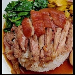 ข้าวขาหมูเนื้อหนังพิเศษไม่ใส่ไข่
