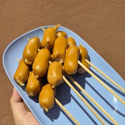 ไส้กรอกหนังกรอบ