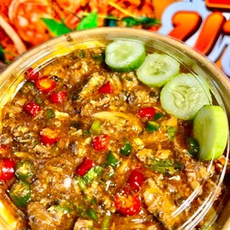 ข้าวไข่ข้นยำปลากระป๋อง