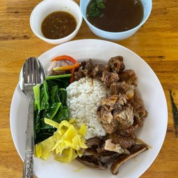 ข้าว&ก๋วยเตี๊ยวขาหมูบุฟเฟ่ต์79