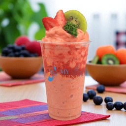 สตรอว์เบอร์รี่กีวี่