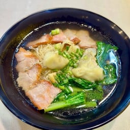 บะหมี่เกี๊ยวหมูแดง