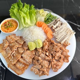 ชุดจุใจ(หมูหมัก250กรัม, หมู3ชั้นสไลด์250กรัม