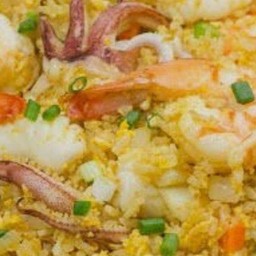 ข้าวผัดผงกะหรี่