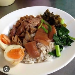 ลูกน้ำก๋วยเตี๋ยว