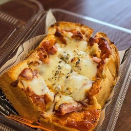 ปังชีสฉ่ำๆ หน้าแฮม