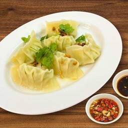 เกี๊ยวลวก พิเศษ