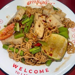 ตำมาม่าหมูยอ