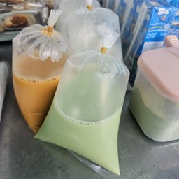 น้ำเต้าหู้ชาเขียว