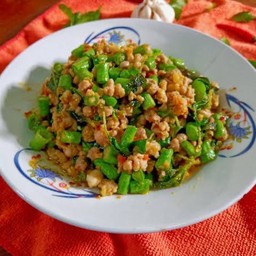 ข้าวกะเพราไก่