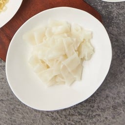 เส้นใหญ่