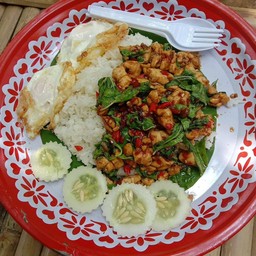 กระเพราไก่