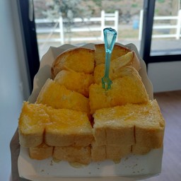 ขนมปังปิ้ง