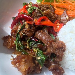 กะเพราเอ็นแก้ว (เนื้อ)