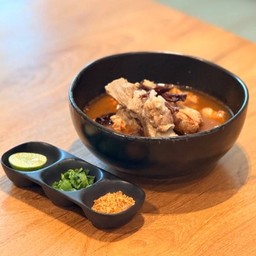 ขนมจีนน้ำเงี้ยว