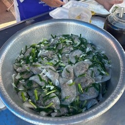 นางขนมเหนียว ตลาดราตรี