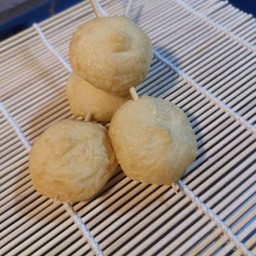 ลูกชิ้นเต้าหู้ชีส