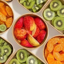 รัตนากร ผลไม้   พร้อมทาน