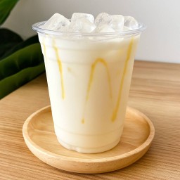 นมสดน้ำผึ้ง