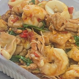 กะเพรารวมมิตร