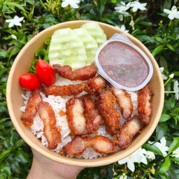ข้าวหมูทอด