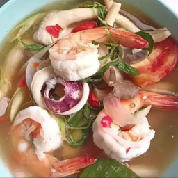 ต้มแซ่บทะเลรวม