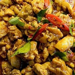 ผัดพริกเผาไก่