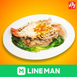 ราดหน้ากุ้งแม่น้ำ ไซส์ 2-3 ตัวโล เส้นใหญ่ผัด