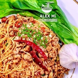 [อร่อยซ่ากับโค้ก] หมี่หม่าล่าเสฉวนต้นตำหรับ +  โค้ก ออริจินัล (กระป๋อง)