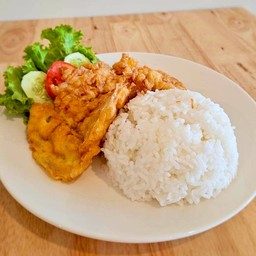 ข้าวไข่เจียวกุ้งสับ
