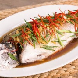 ปลากะพงนึ่งซีอิ๊ว