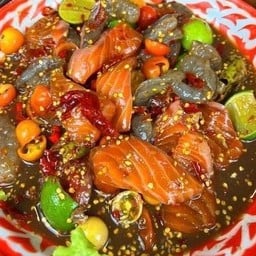 ส้มตำ แซลมอน+กุ้งสด (ไม่เส้น)