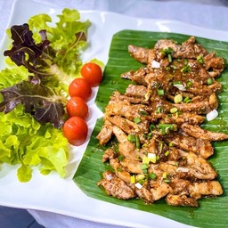 สันคอหมูซูวี คลุกฝุ่น (กับข้าว)