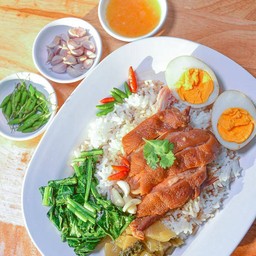 ข้าวขาหมูคากิ