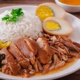 ข้าวขาหมู ข้าวมันไก่ บ้านเเม่ คลองมะเดื่อ
