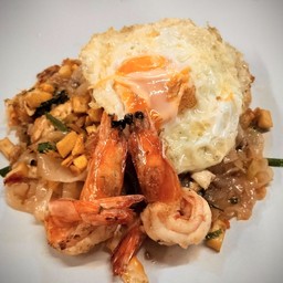 ผัดไทยไข่ดาว