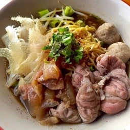 เตี๋ยวเนื้อตุ๋น-หมูตุ๋นเรือนทอง คลอง10