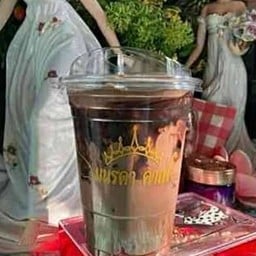 Monrada Cafe ห้าแยกวัชรพล