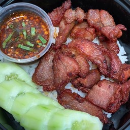 ข้าวหมูทอดน้ำปลา+แจ่วแซบ