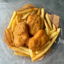 นักเกต + เฟรนช์ฟรายส์