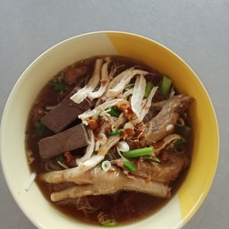 นายวันข้าวขาหมู บางบอล