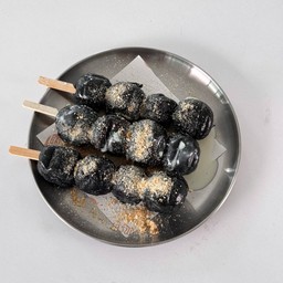 ขนมปังลูกชิ้น มินิบอล ชาโคล