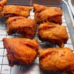 ทิชาไก่ทอด