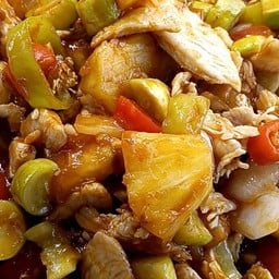 เปรี้ยวหวานไก่