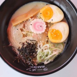 ราเมงซุปกระดูกหมู