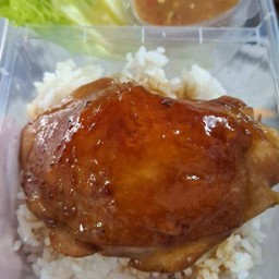 ข้าวไก่อบน้ำผึ้ง